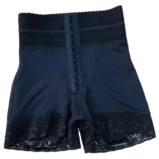 Butt lifting short elastic band with small wire